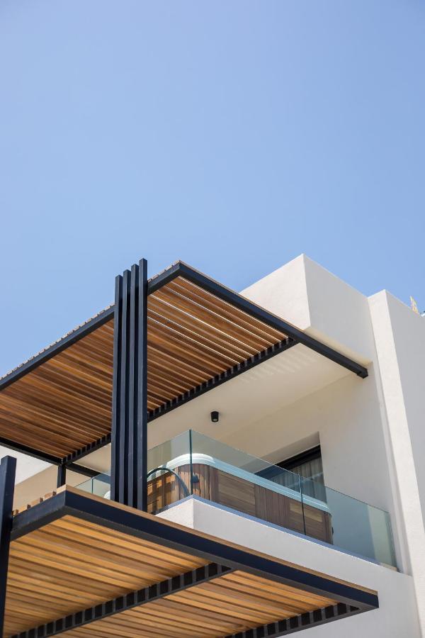 Nόka Suite Apartments ฟาลิรากี ภายนอก รูปภาพ